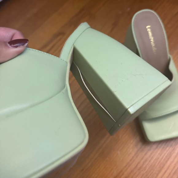 Light Green Platform Heels - Picture 5 of 6